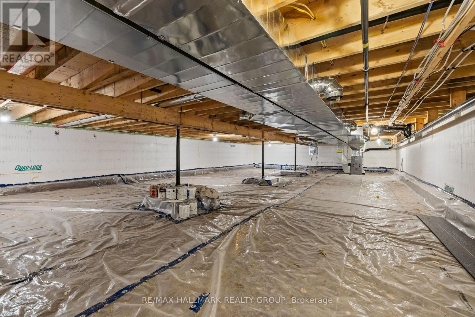 1016 CASTLEFORD ROAD - Image 32