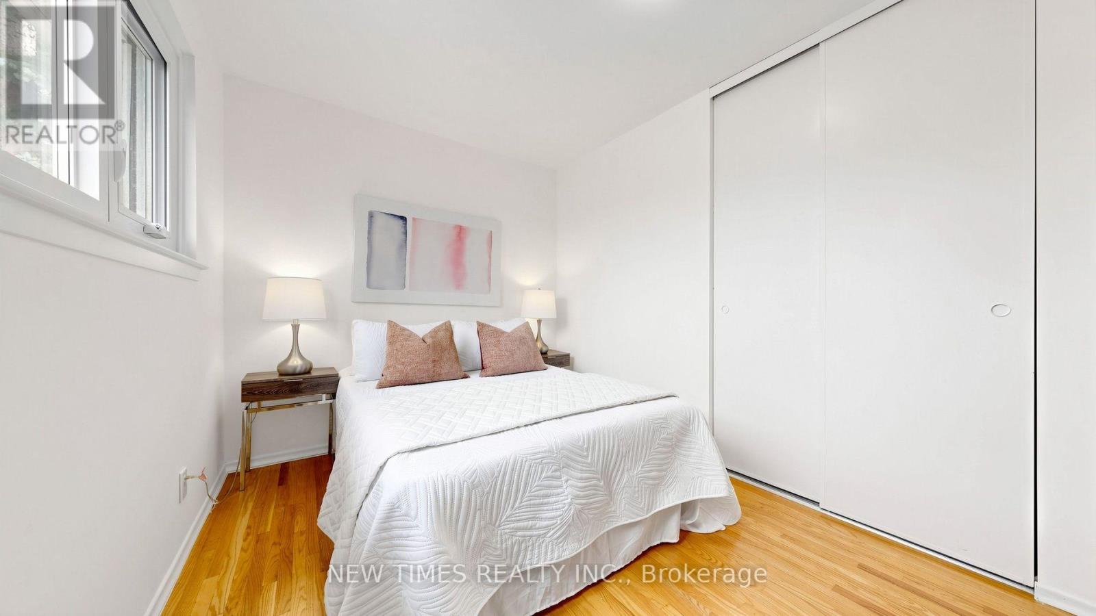 4 ASHSTEAD PLACE - 28