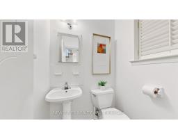 4 Ashstead Place, Toronto, ON M2J3K1 Photo 17