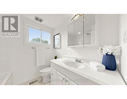 4 Ashstead Place, Toronto, ON M2J3K1 Photo 32