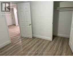 727 Down Crescent, Oshawa, ON L1H7X9 Photo 9