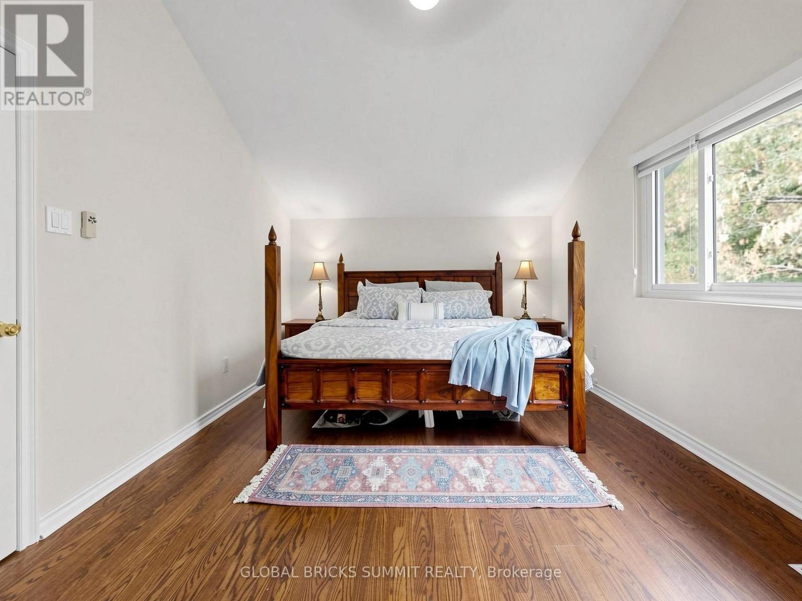 17 AMBOY ROAD - 19