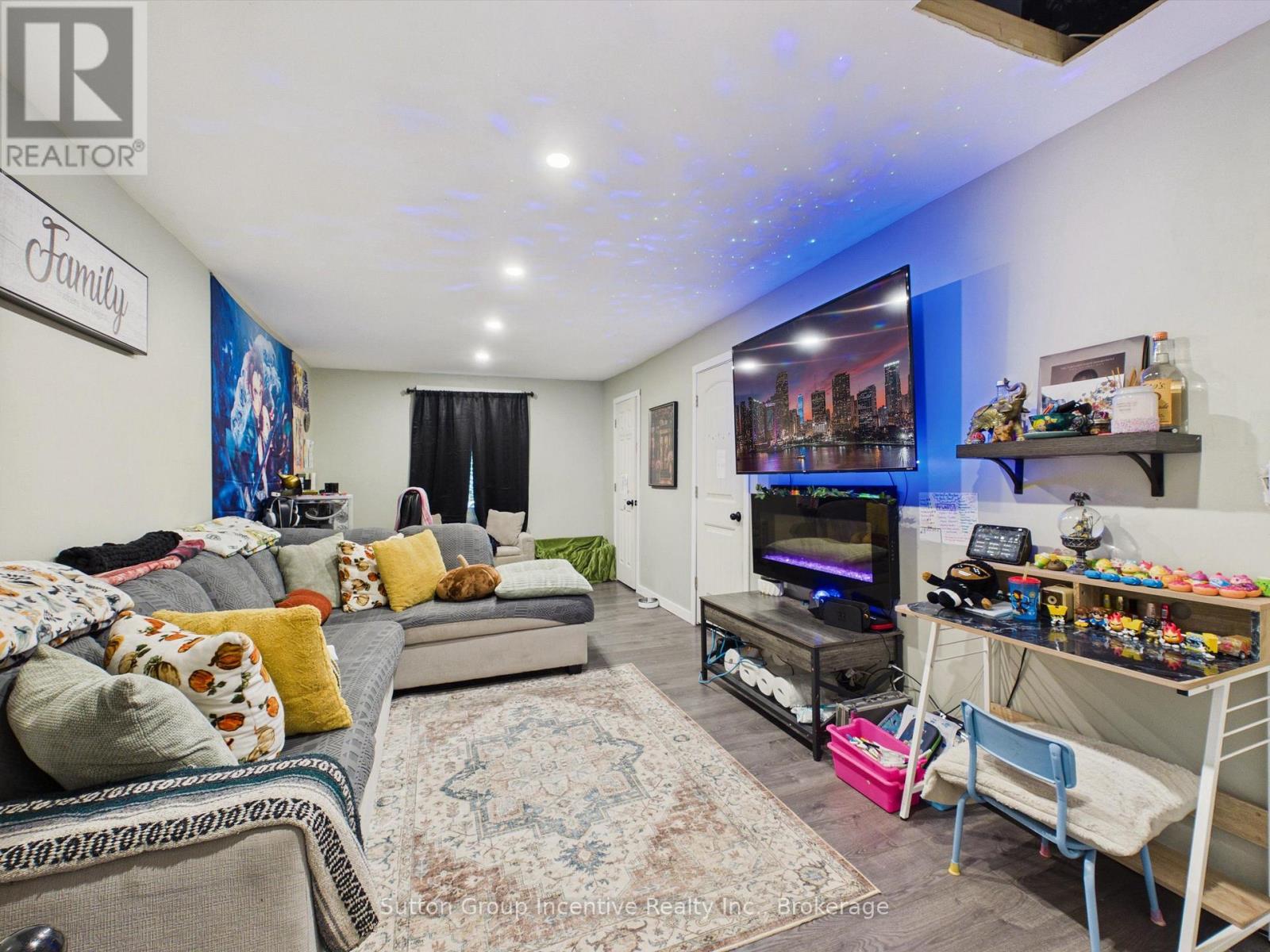 57 WOODWARD STREET - Image 36