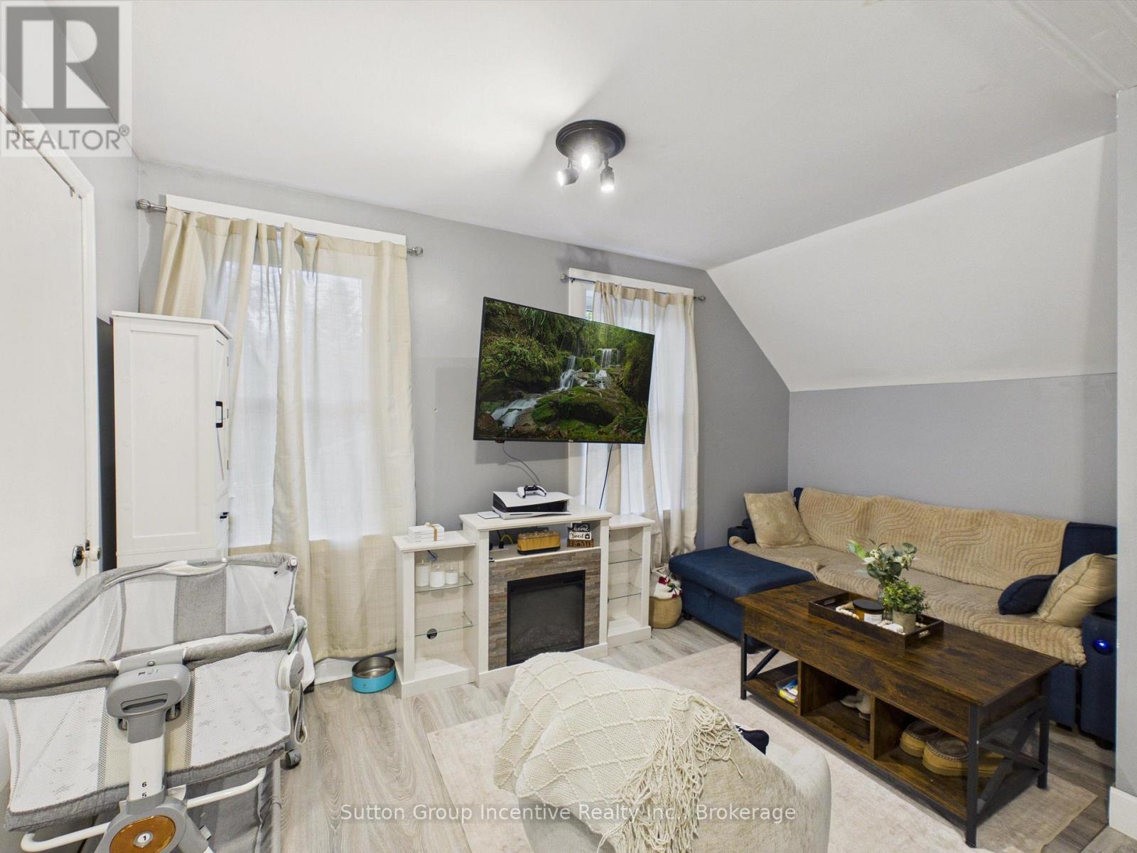 57 WOODWARD STREET - Image 42