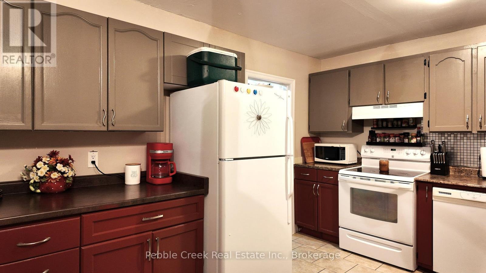 #30 30 ST CHARLES PLACE - 3