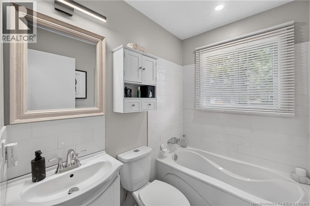9 Magellan Drive - Image 31