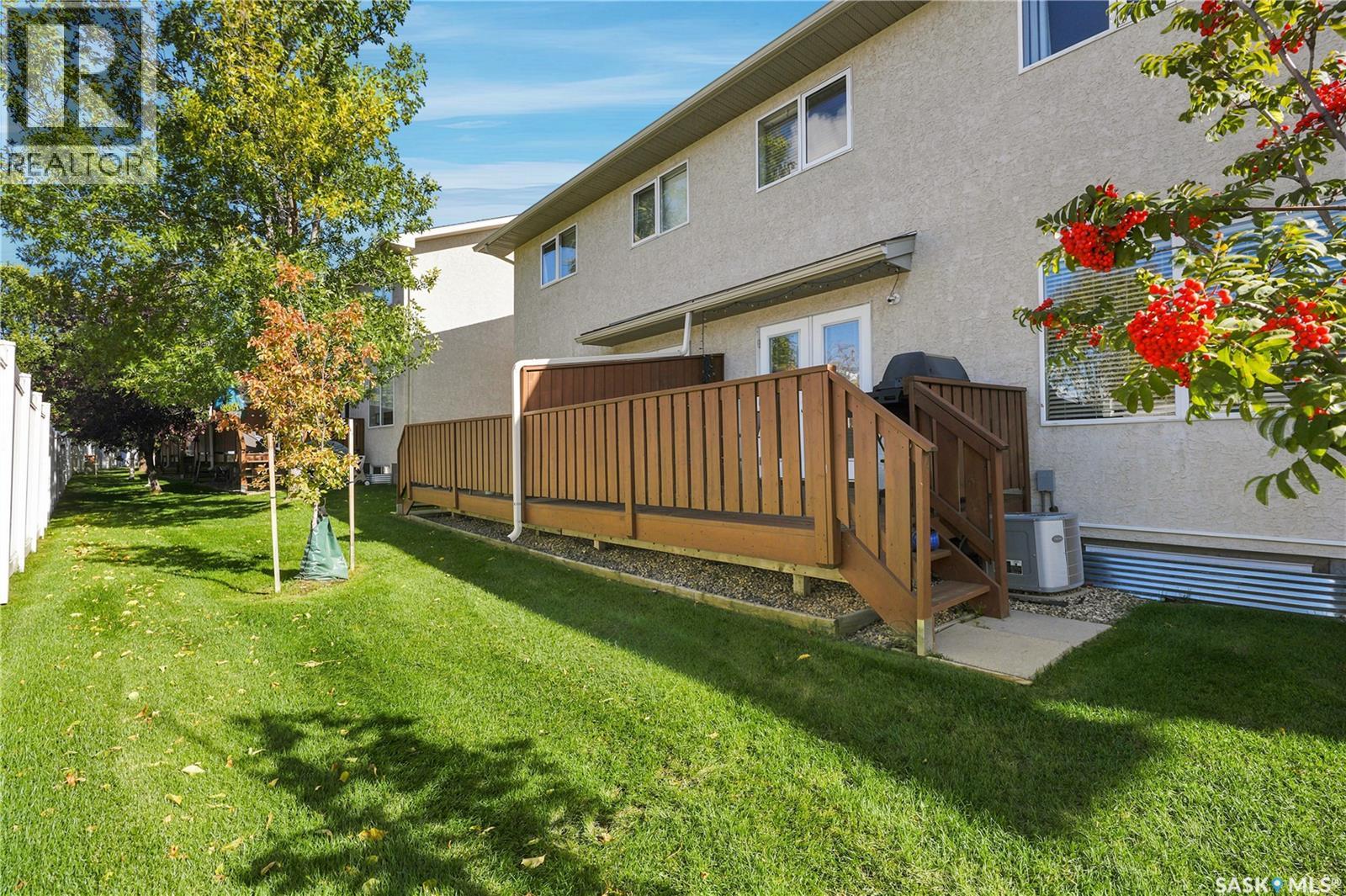 #103 445 Bayfield CRESCENT - Image 38