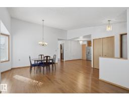 7527 138a Av Nw, Edmonton, AB T5C3R2 Photo 9
