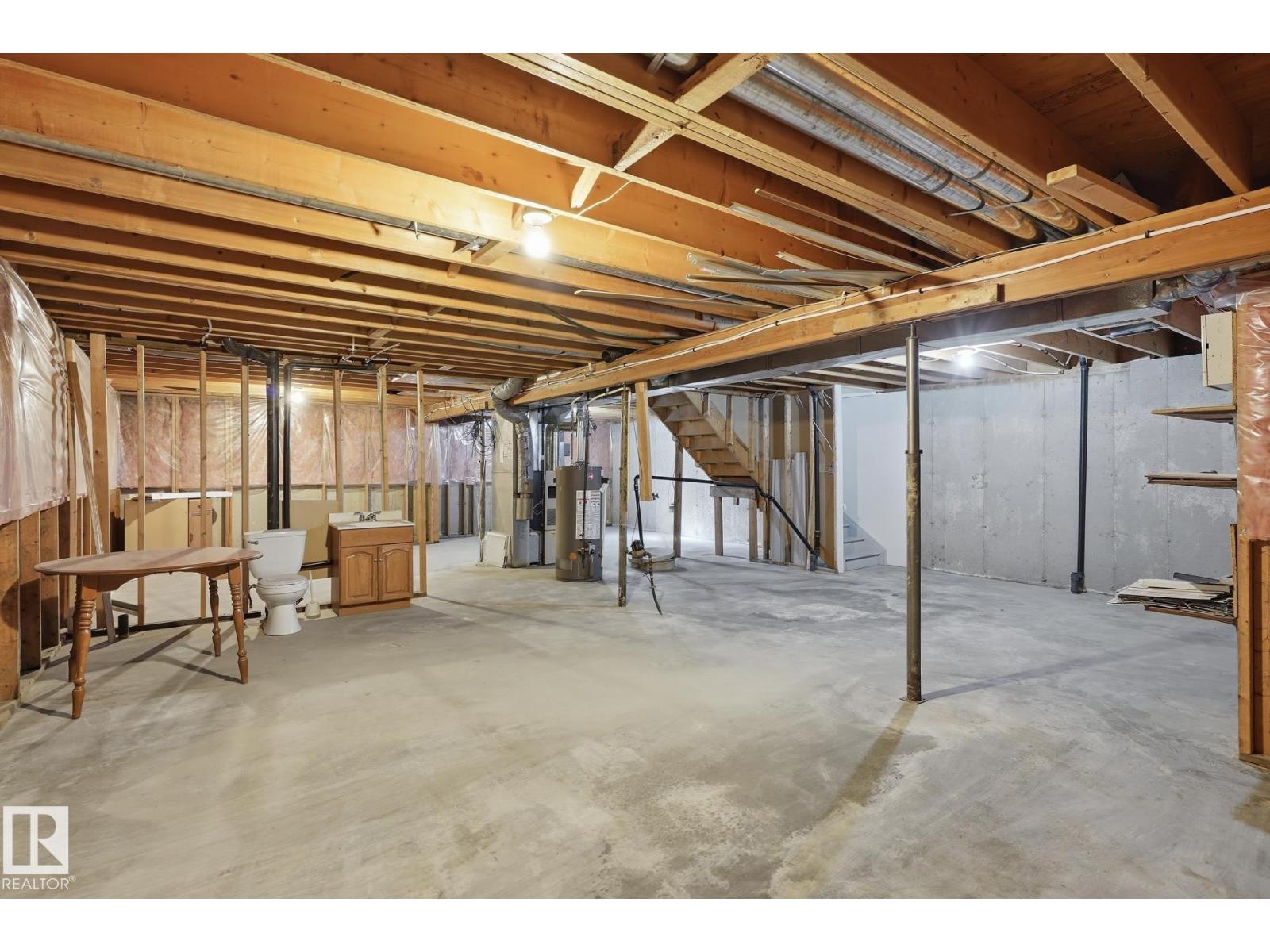 7527 138A AV NW - 21