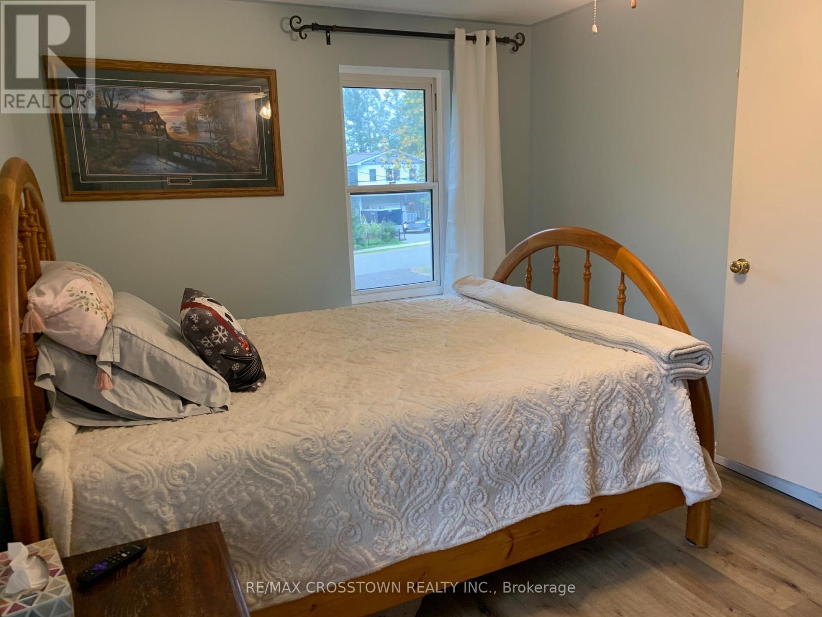 66 Maple Street, Tay photo 24