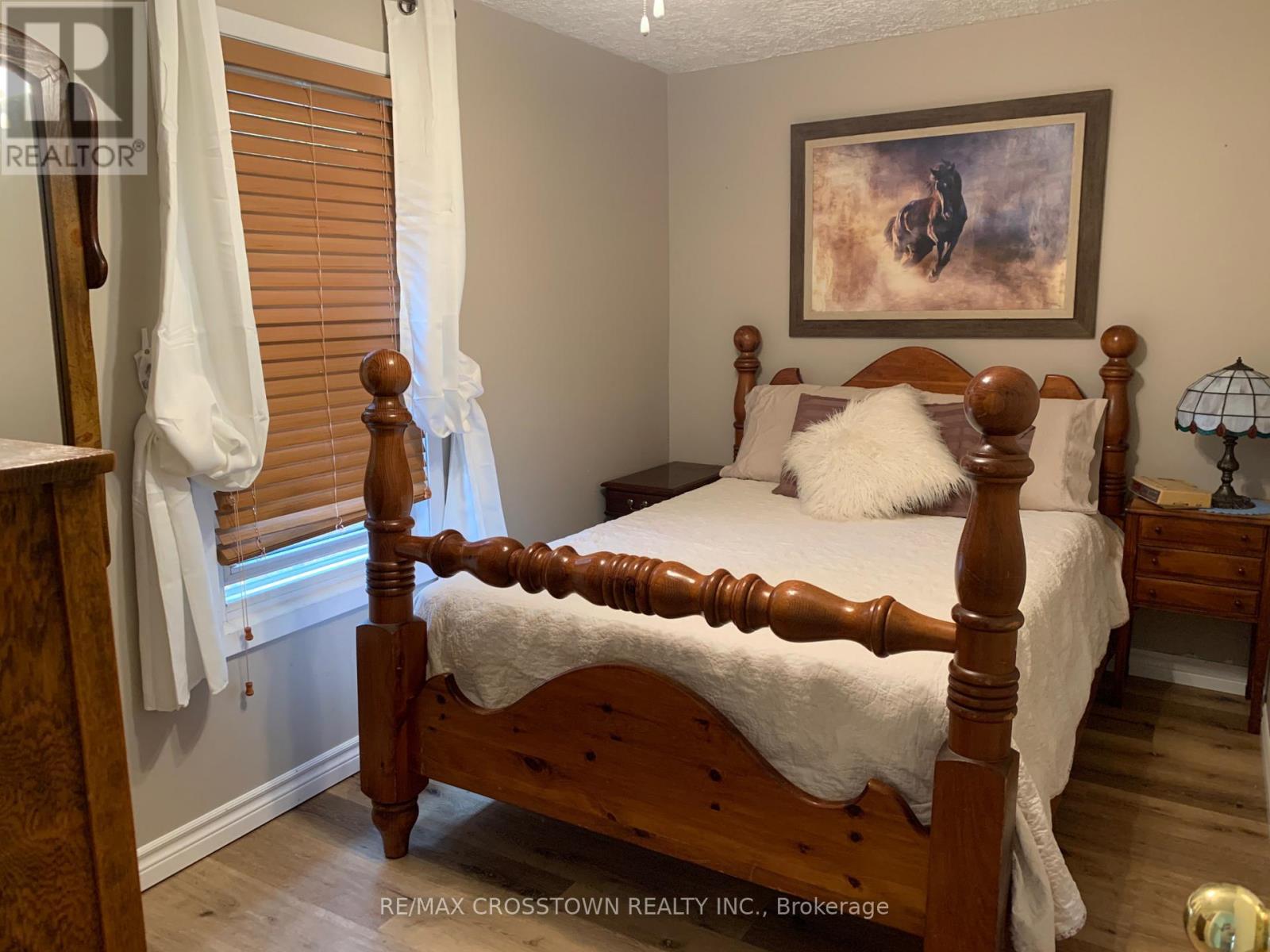 66 Maple Street, Tay photo 26