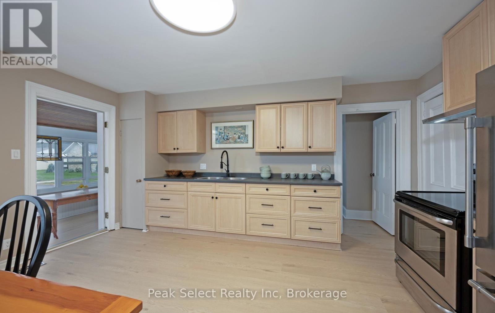 103 PARK STREET - 8