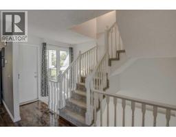 96 Coachway Gardens Sw, Calgary, AB T3H2V9 Photo 13