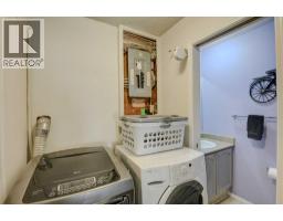 96 Coachway Gardens Sw, Calgary, AB T3H2V9 Photo 16