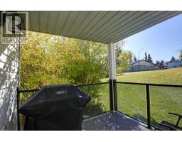 96 Coachway Gardens Sw, Calgary, AB T3H2V9 Photo 17