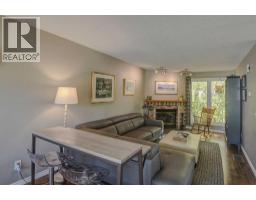 Primary Bedroom - 96 Coachway Gardens Sw, Calgary, AB T3H2V9 Photo 6