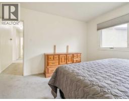 Bedroom - 2110 19 Avenue S, Lethbridge, AB T1K1E6 Photo 10