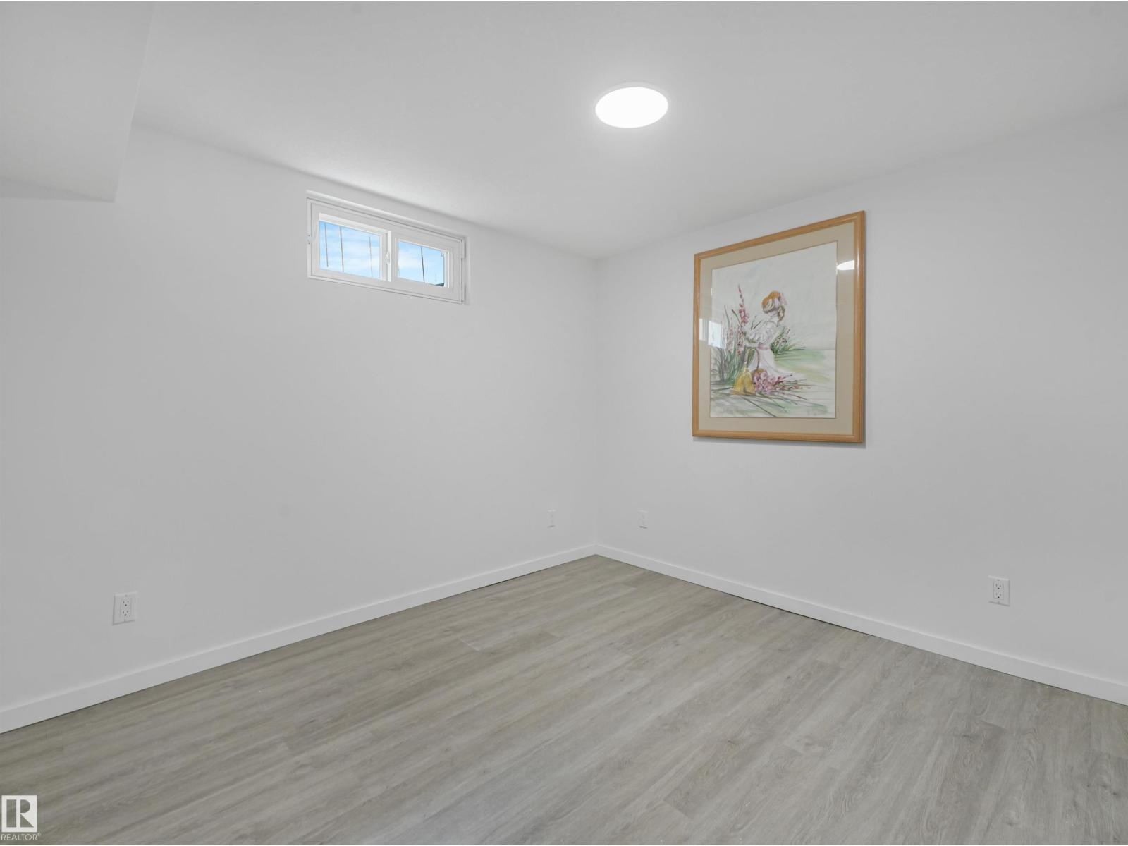 8016 161 ST NW - Image 40