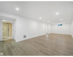 8016 161 St Nw, Edmonton, AB T5R2K6 Photo 36