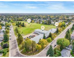 8016 161 St Nw, Edmonton, AB T5R2K6 Photo 66