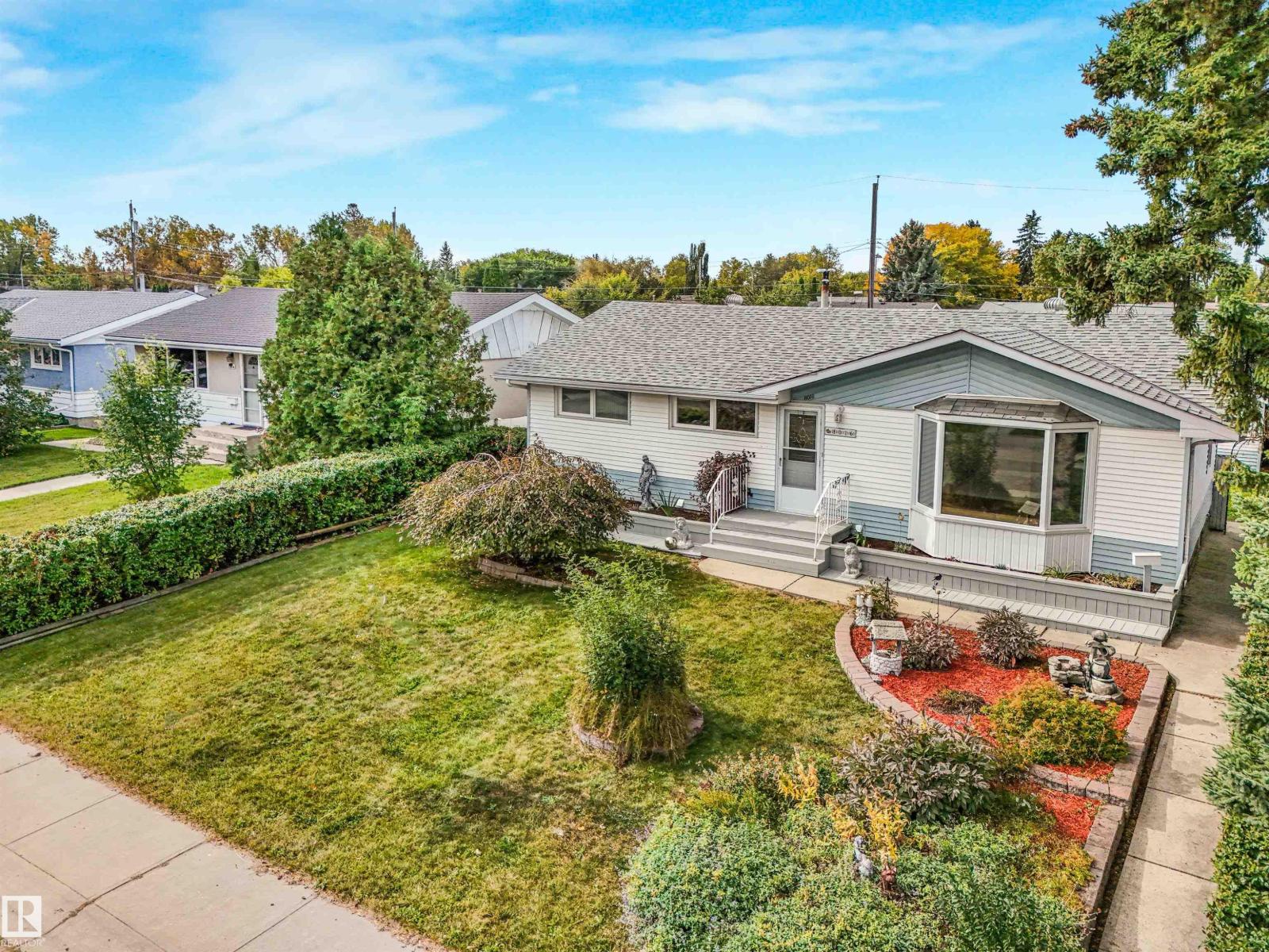 8016 161 ST NW - 56