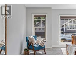 5pc Bathroom - 264 Riviera Way, Cochrane, AB T4C0Z2 Photo 17