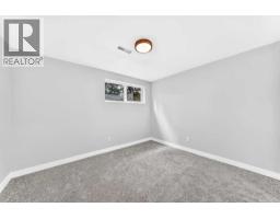 16 Mountain View Park, Bragg Creek, AB T0L0K0 Photo 32