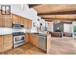 5pc Bathroom - 16 Mountain View Park, Bragg Creek, AB T0L0K0 Photo 8