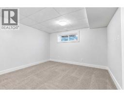 152 Chestnut Way, Fort Mcmurray, AB T9K0M7 Photo 30