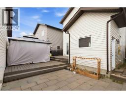 152 Chestnut Way, Fort Mcmurray, AB T9K0M7 Photo 37