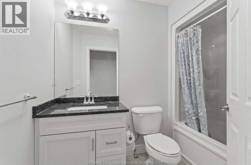 204 BEECHWOOD Unit# 2, Lakeshore — photo 10
