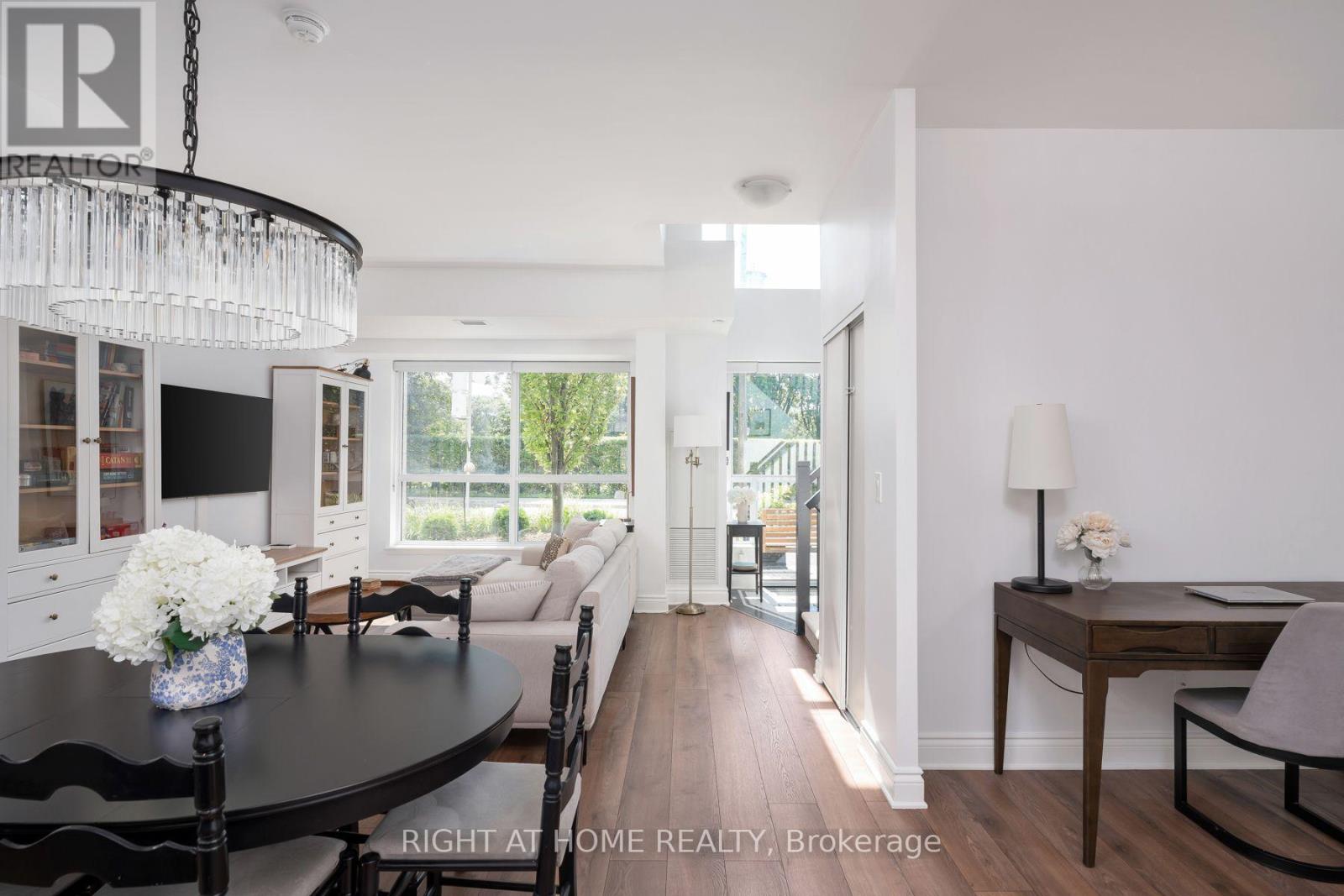 TH10 - 1350 KINGSTON ROAD, Toronto (Birchcliffe-Cliffside) — photo 9