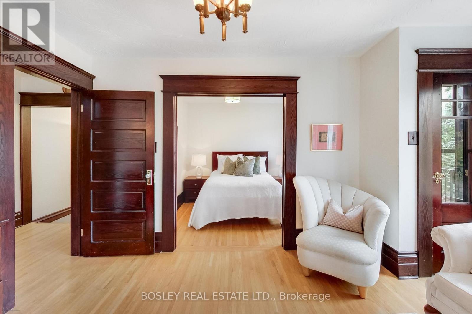 161 Westminster Avenue, Toronto, ON photo 26