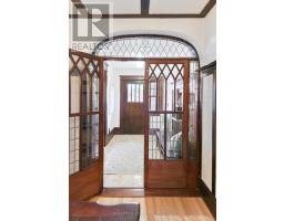 Mud room - 161 Westminster Avenue, Toronto, ON M6R1N8 Photo 9