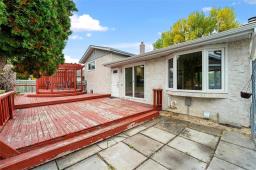 11 Balcom Cove, Winnipeg, MB R2R1C1 Photo 32