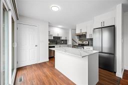 Recreation room - 11 Balcom Cove, Winnipeg, MB R2R1C1 Photo 8