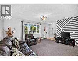 10647 Shillington Crescent Sw, Calgary, AB T2W0N8 Photo 17