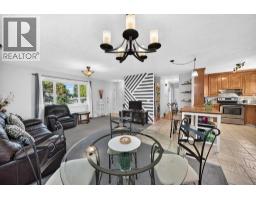 10647 Shillington Crescent Sw, Calgary, AB T2W0N8 Photo 15