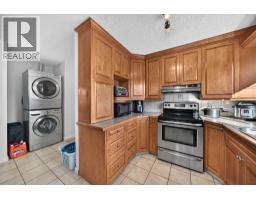 Family room - 10647 Shillington Crescent Sw, Calgary, AB T2W0N8 Photo 8