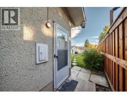 10647 Shillington Crescent Sw, Calgary, AB T2W0N8 Photo 43