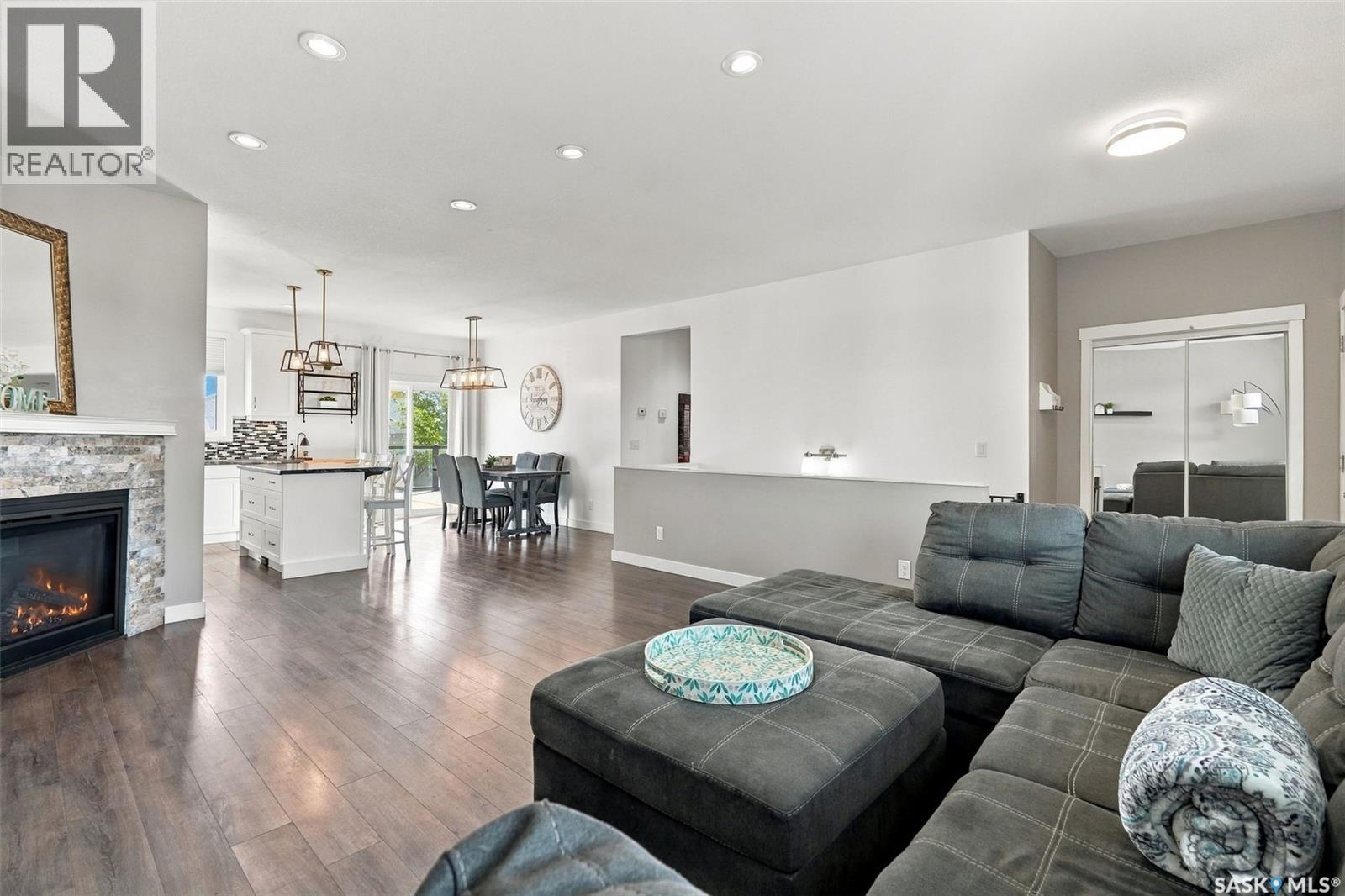 638 Aspen CRESCENT - 8