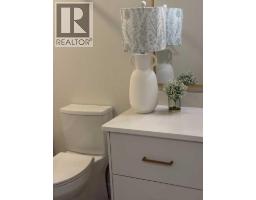331, 102 Scenic Drive N, Lethbridge, AB T1H5L9 Photo 8