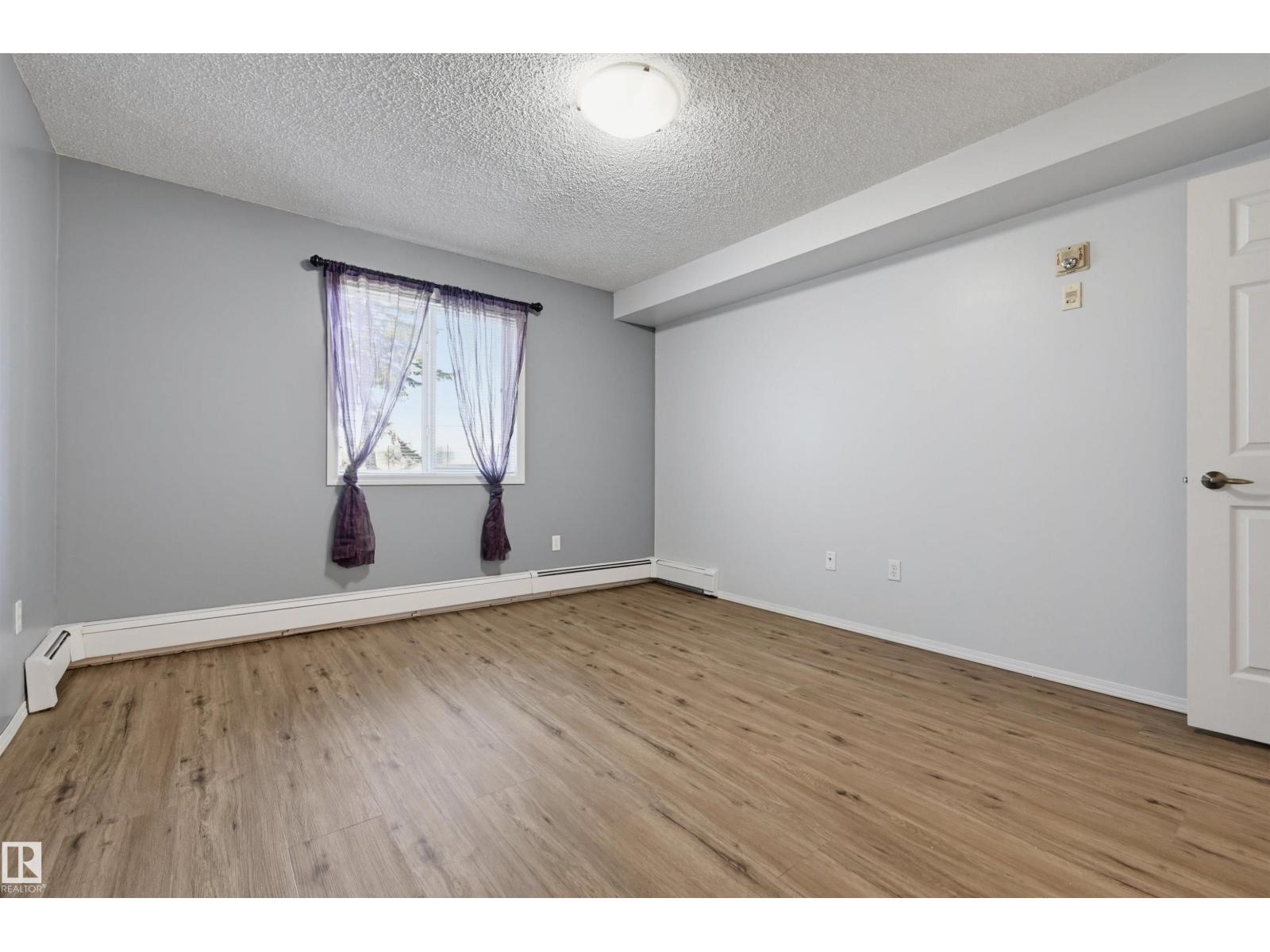 #107 13635 34 ST NW - 15
