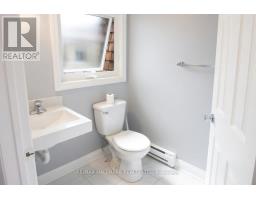 Primary Bedroom - 222 Broadway Avenue, Toronto, ON M4P1V9 Photo 6