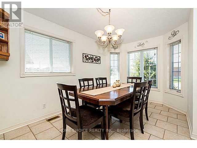 11 VIOLET STREET, Barrie (Holly) — photo 5