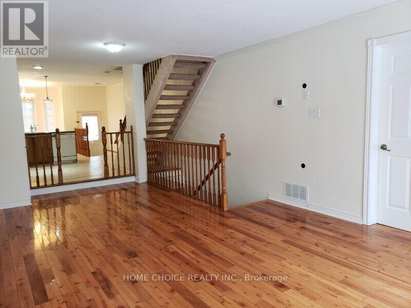 11 VIOLET STREET, Barrie (Holly) — photo 8