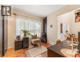 Kitchen - 29 Brightoncrest Heights Se, Calgary, AB T2Z0X4 Photo 11