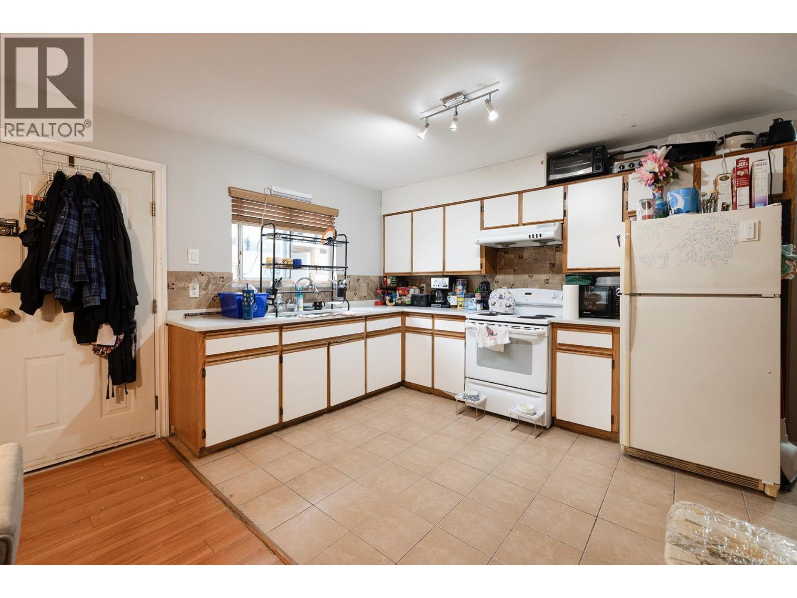 Photo of 8724 GILLEY AVENUE 29