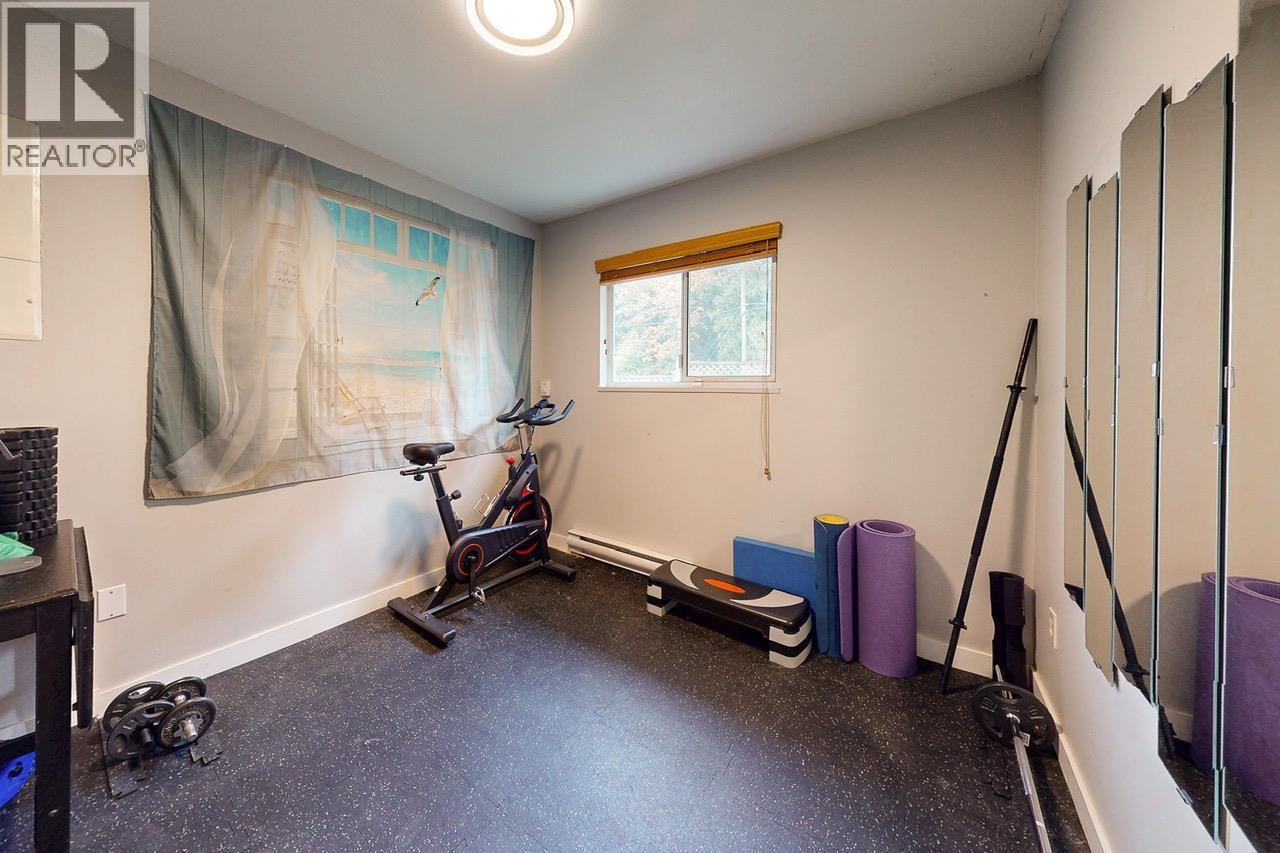 Photo of 8724 GILLEY AVENUE 33