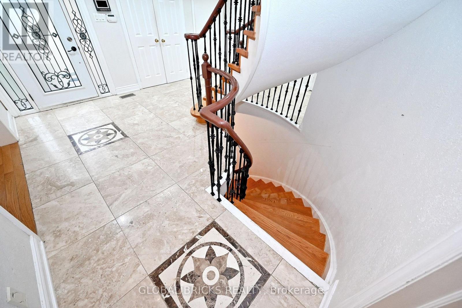 8 Elmsley Drive, Richmond Hill, ON photo 38